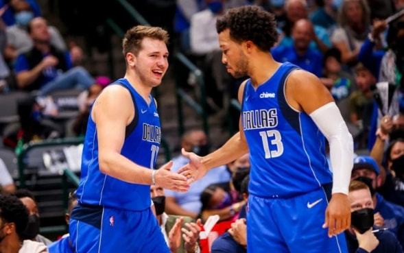 底角协防与 底角协防与