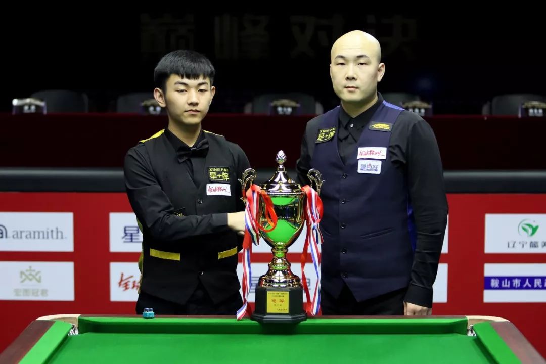 夹击来就四 夹击来就四