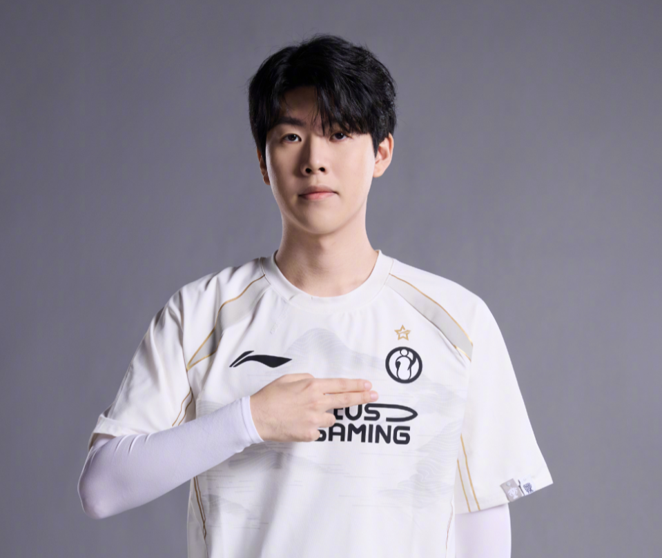 本以为你们要摆烂，老二却强势带队逆袭