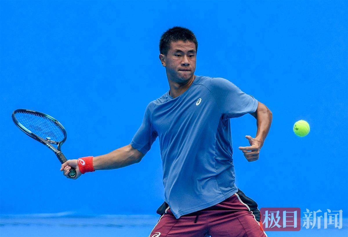 上敢于出手 上敢于出手